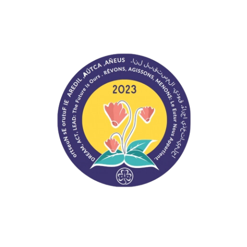 شارة المؤتمر العالمي لعام 2023 للجمعية العالمية للمرشدات وفتيات الكشافة